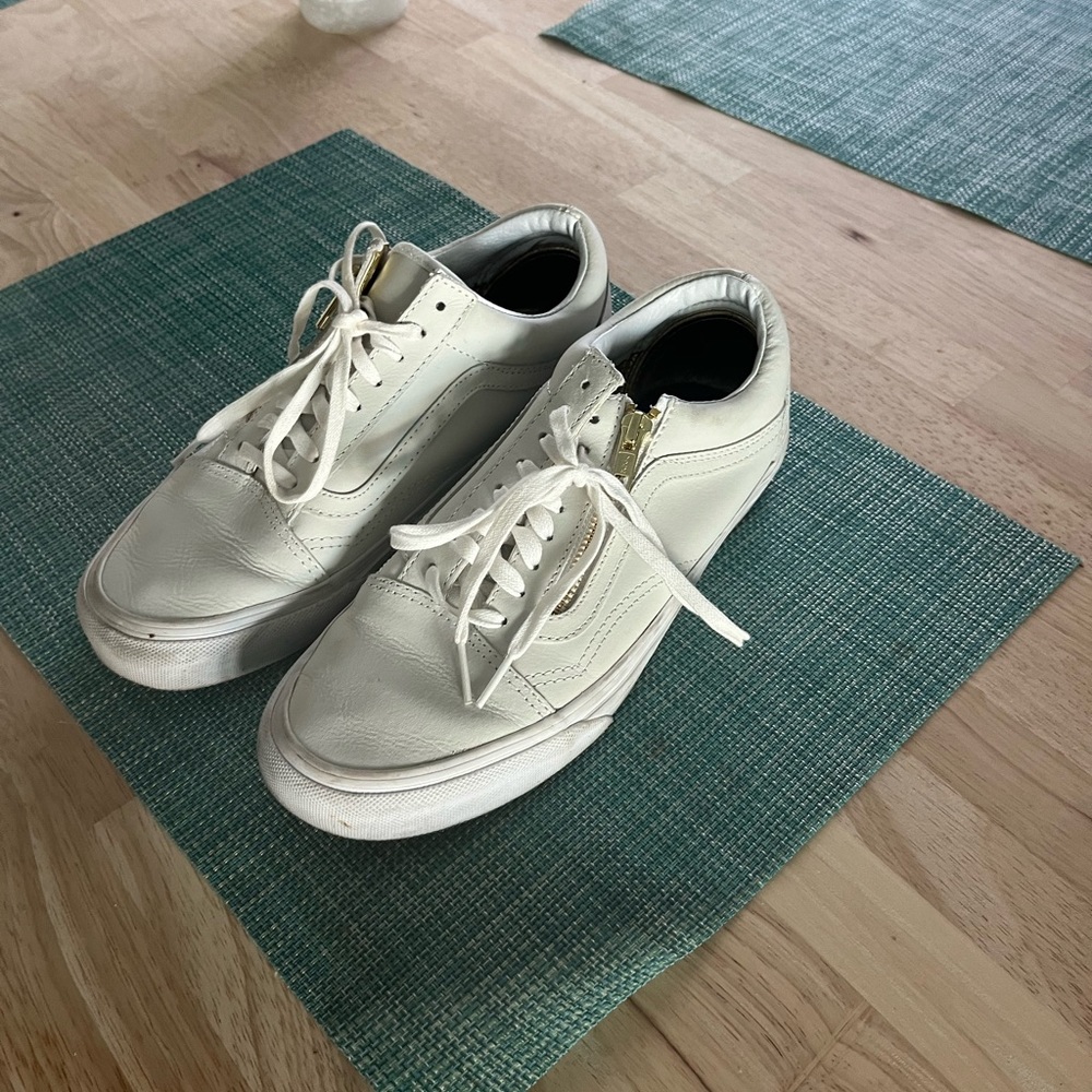 Vans shoes - Picture 3 of 8